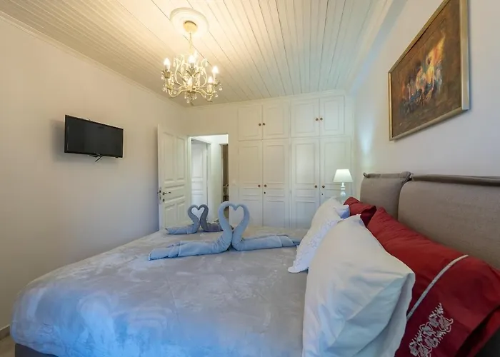 Avgi's Campielo Apartment *